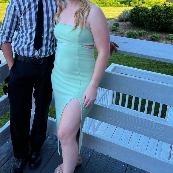 Hello Molly midi dress size 4 - Picture 4 of 9